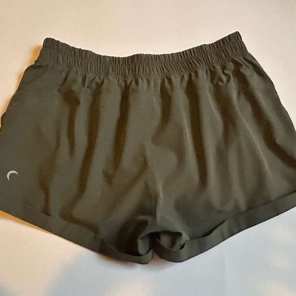 Zyia Summer Shorts - Picture 3 of 4